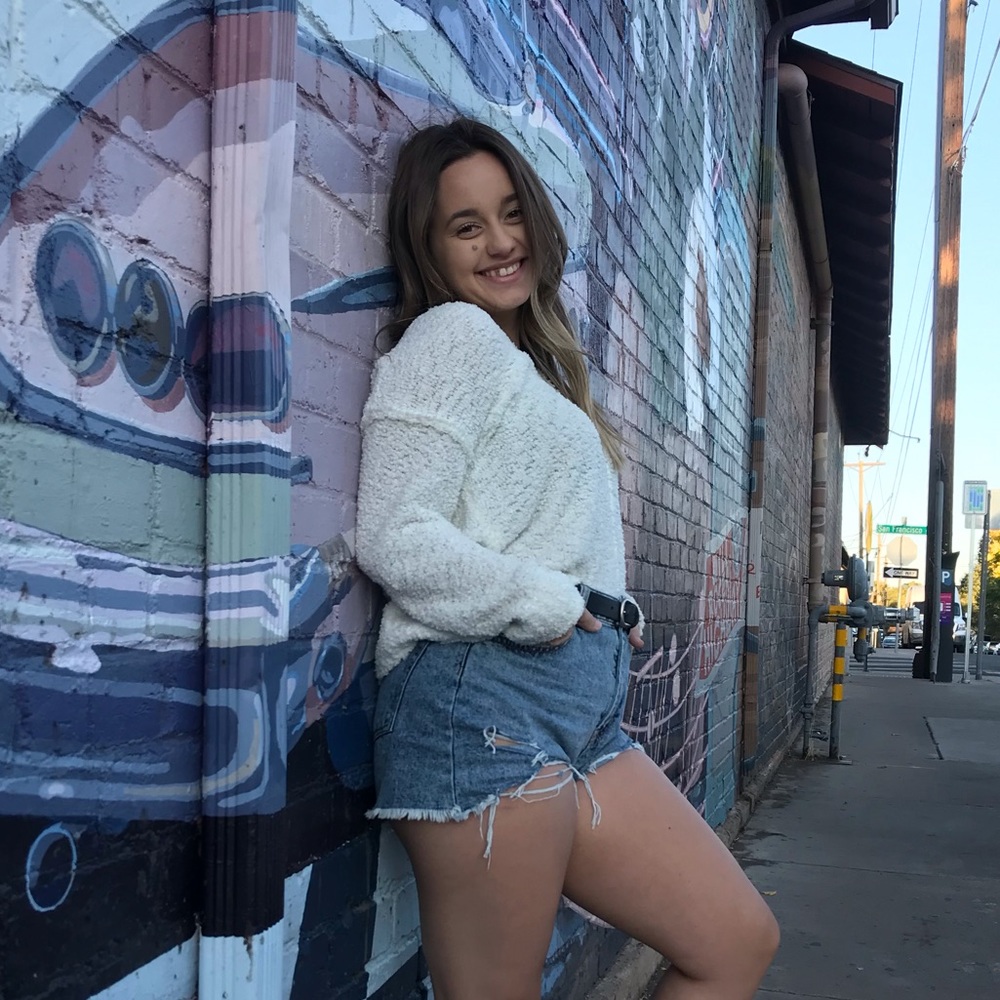 Meet your Posher, Breanna